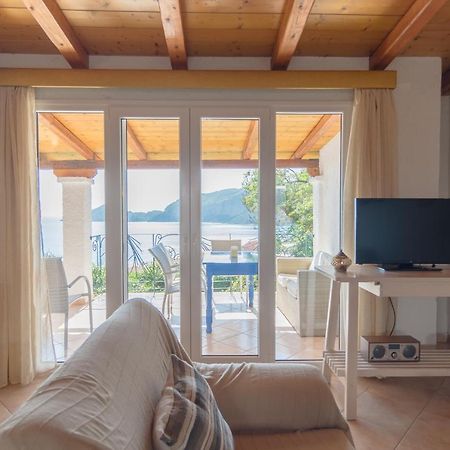 Villa Theodora View Apartments Polimnia Agios Georgios Pagon Bagian luar foto