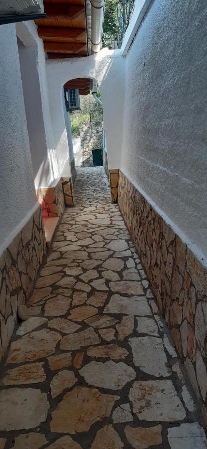 Villa Theodora View Apartments Polimnia Agios Georgios Pagon Bagian luar foto
