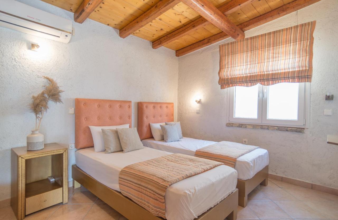 Villa Theodora View Apartments Polimnia Agios Georgios Pagon Bagian luar foto